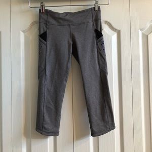 Ivivva girls cropped leggings